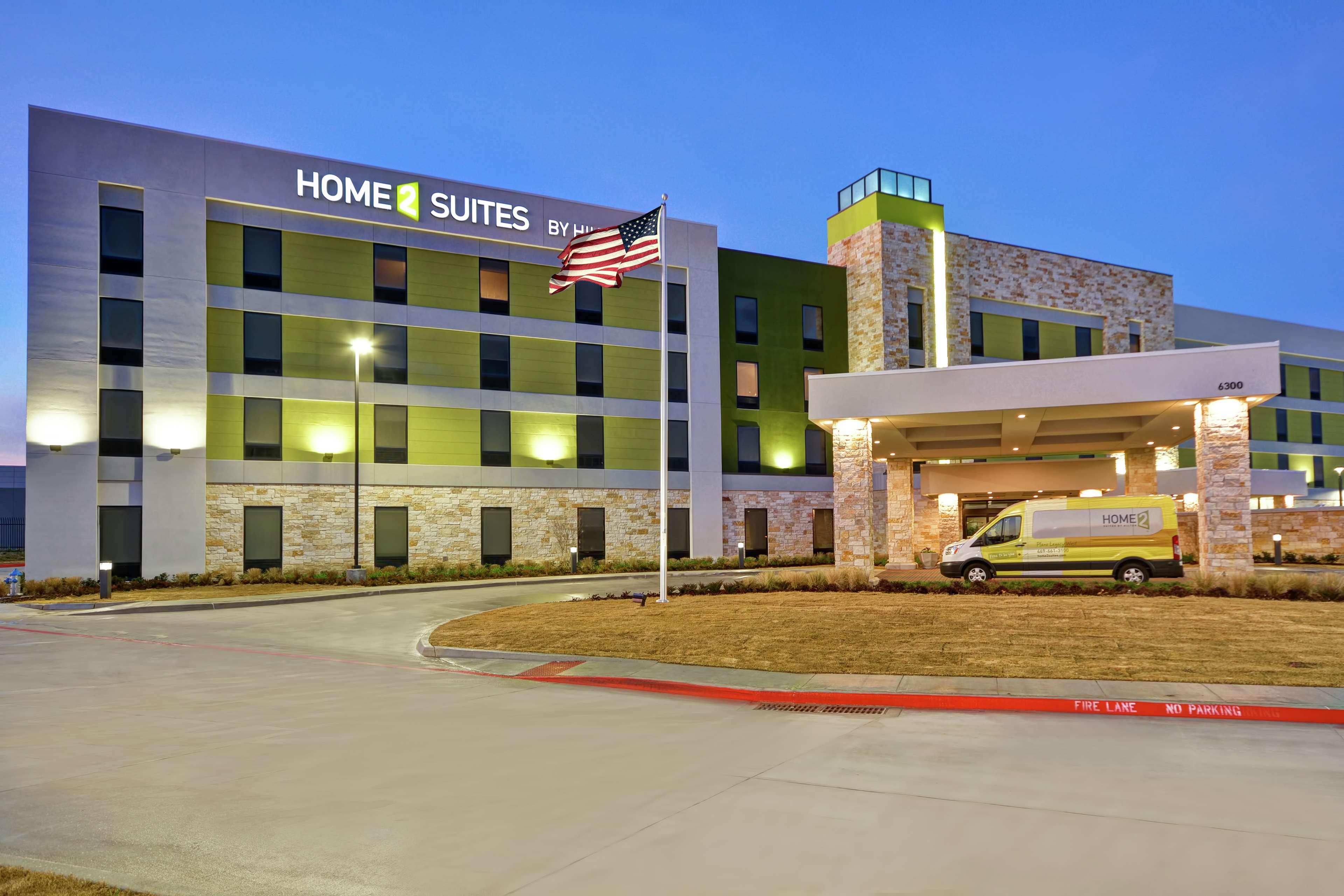 Home2 Suites Plano Legacy West Luaran gambar