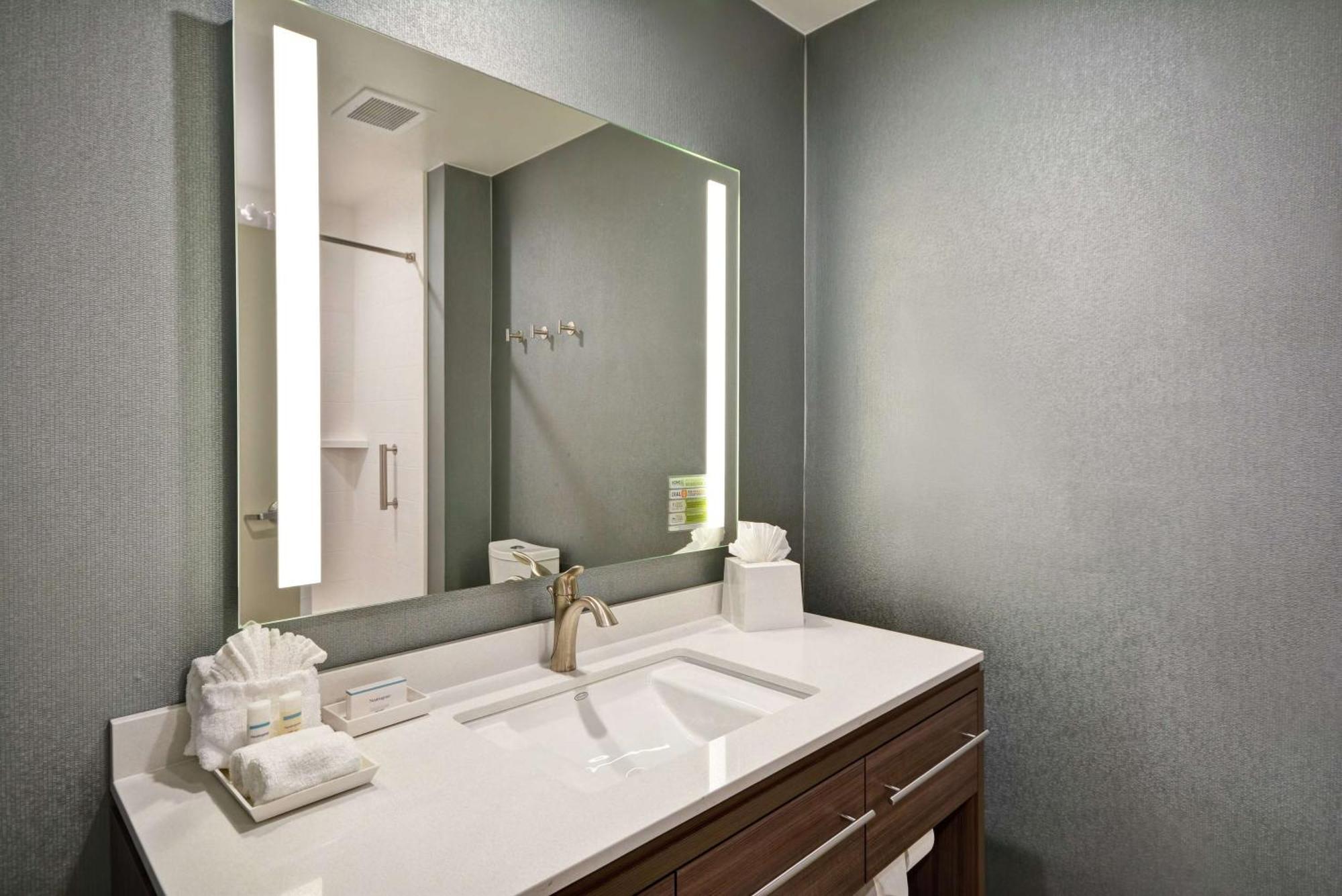 Home2 Suites Plano Legacy West Luaran gambar